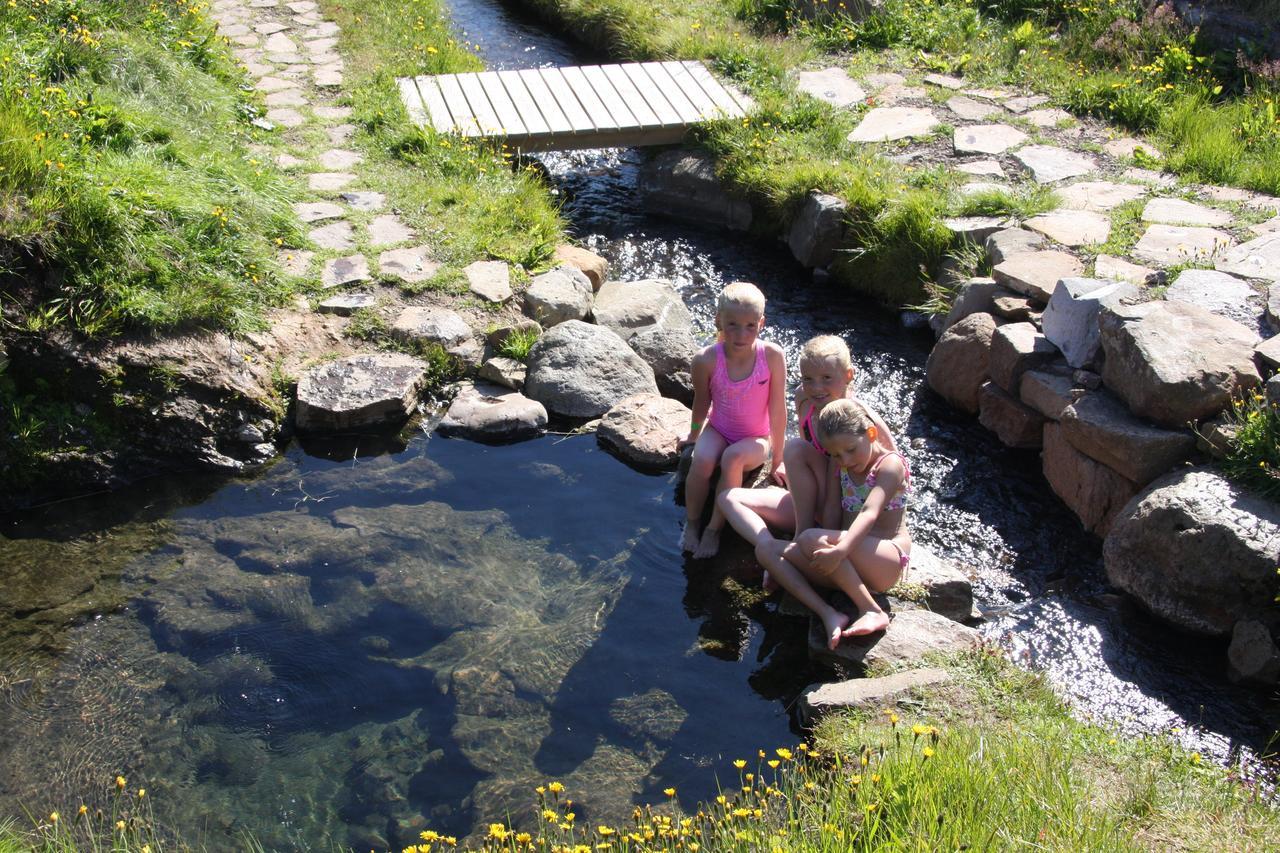 Hotel Laugarholl With Natural Hot Spring Holmavík Εξωτερικό φωτογραφία